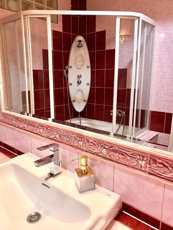 Apartament Basilica Rose Budapeszt 0*,